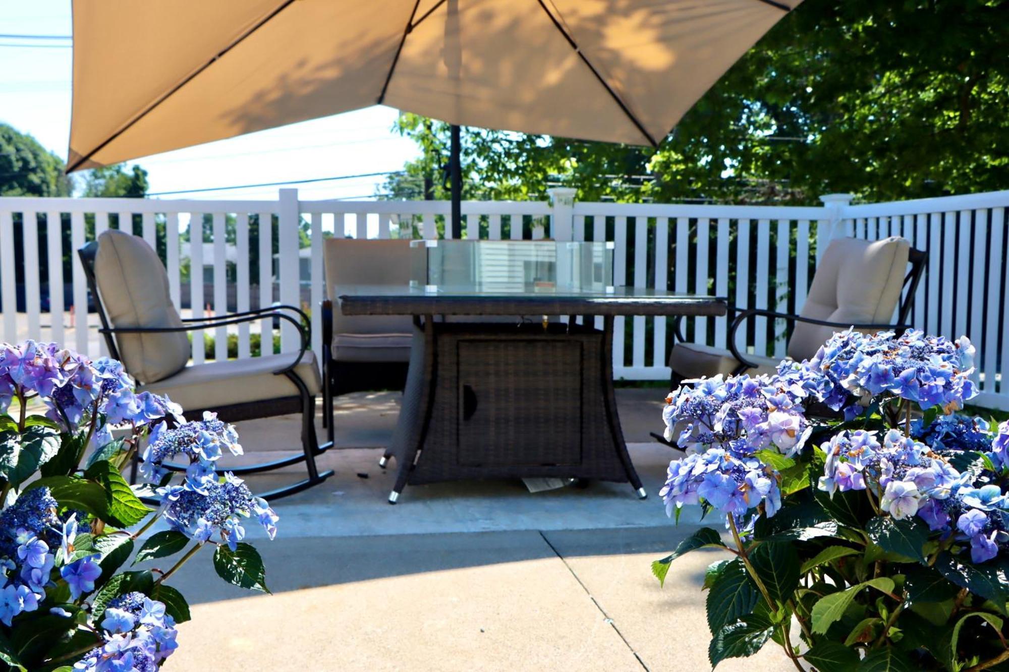 Sea View Motel